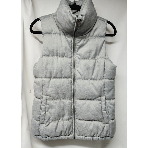 Old Navy Gray Puffer Vest Size Small Insulated - Picture 2 of 16